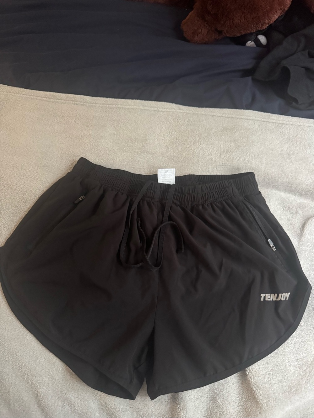 Tenjoy Men's Black Athletic Shorts with Drawstring and Zipper Pockets